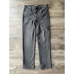 Nine West Slim Straight Leg Jeans (size 6)